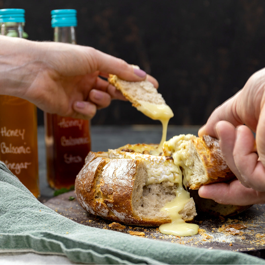 Baked Brie Bread Bowl – vomFASS Ghirardelli Square
