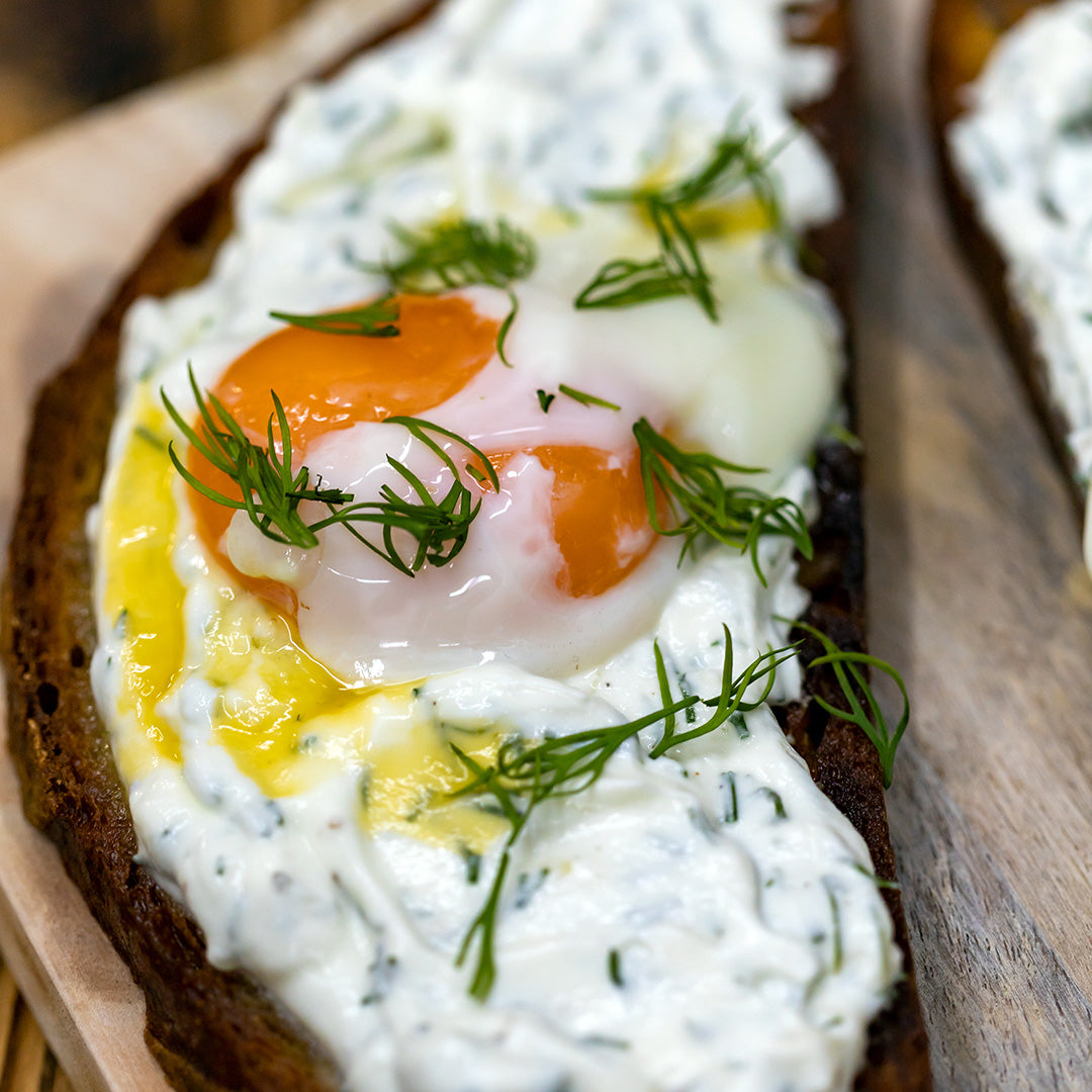 Jalapeño & Mango Poached Egg Sourdough Toast – vomFASS Ghirardelli Square