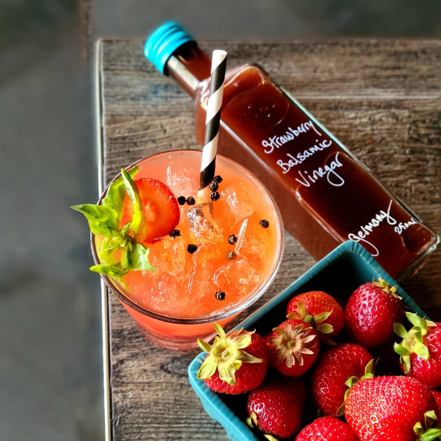 Strawberry Basil Gin & Tonic – vomFASS Ghirardelli Square