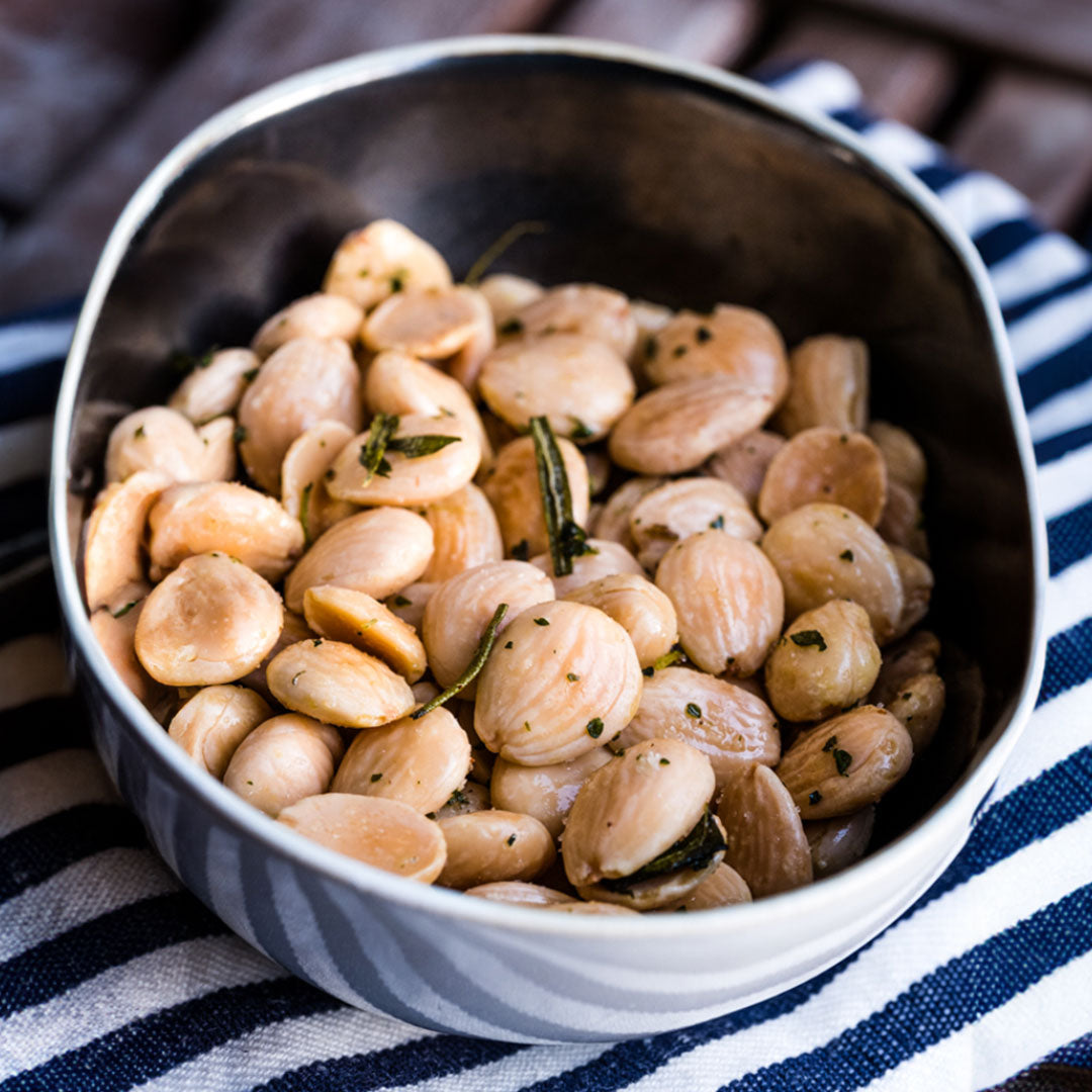 Roasted Marcona Almonds with Olive Oil and Fresh Herbs – vomFASS ...